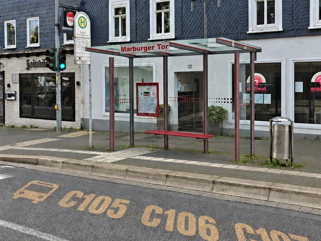 Bushaltestelle Marburger Tor gegenüber dem Studio