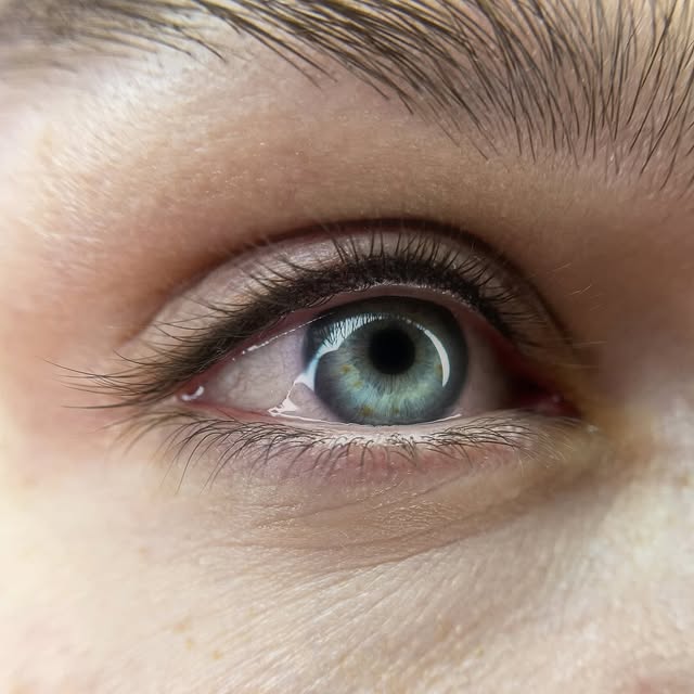 Lash-line enhancement Work 17