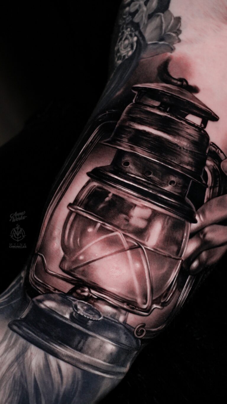 Чёрно-серый реализм Tattoo - Работа 51