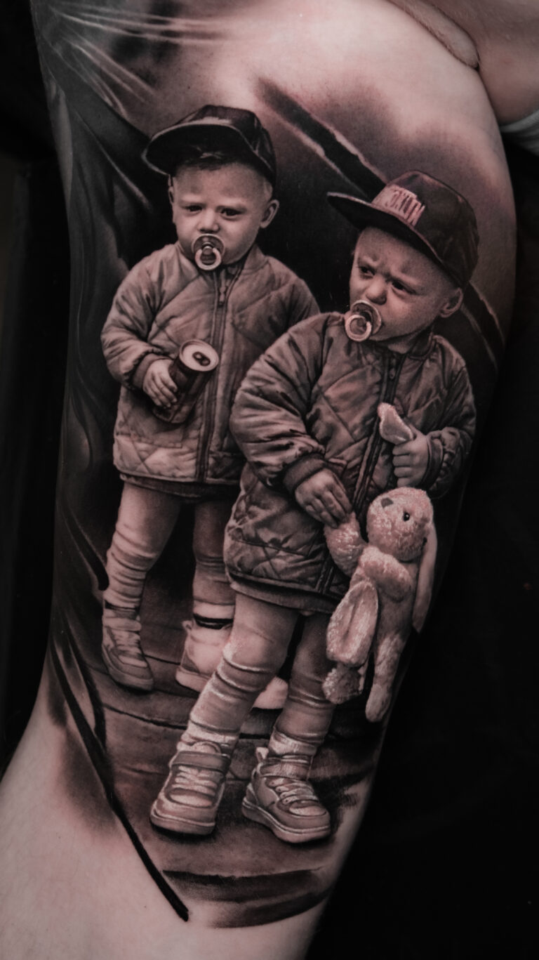 Чёрно-серый реализм Tattoo - Работа 45