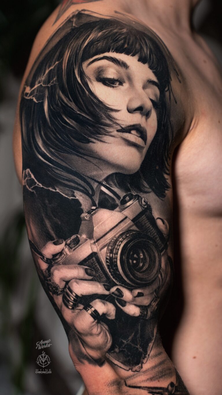 Чёрно-серый реализм Tattoo - Работа 23