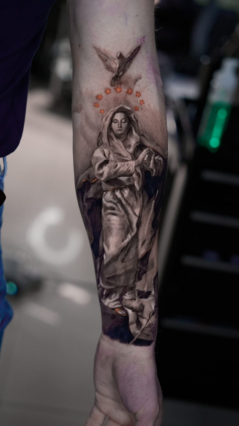 Чёрно-серый реализм Tattoo - Работа 9