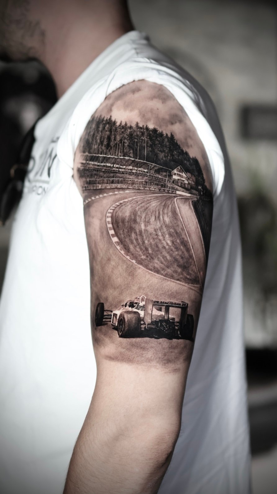 Чёрно-серый реализм Tattoo - Работа 82