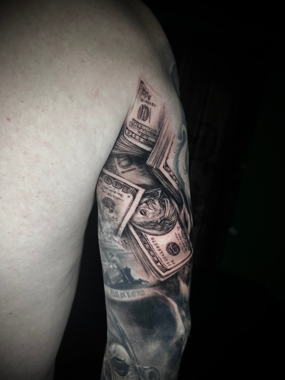 Чёрно-серый реализм Tattoo - Работа 84