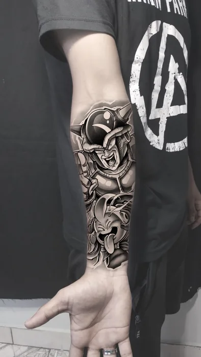 Anime-Figuren und Totenkopf